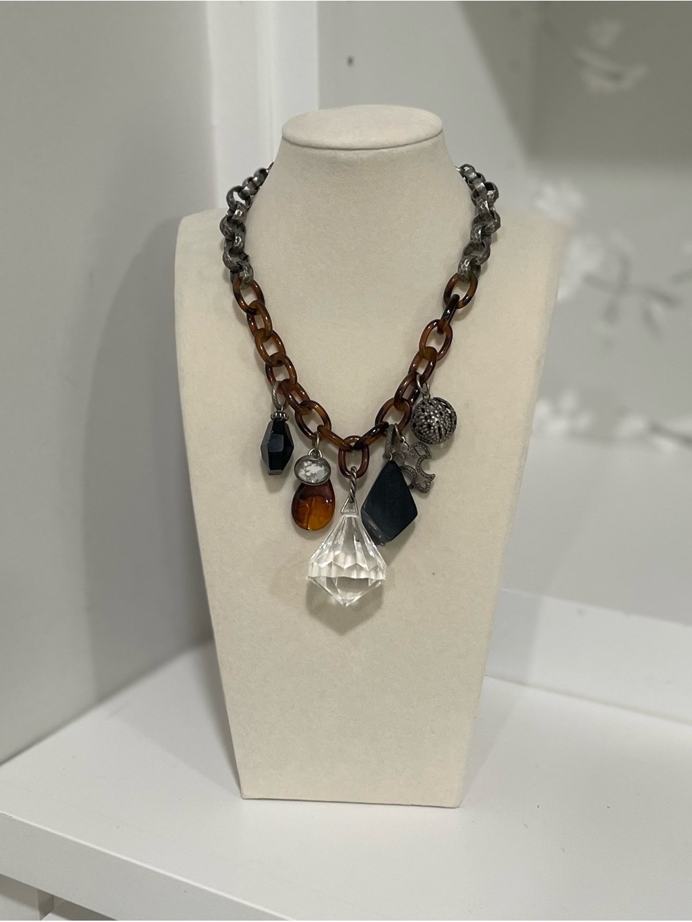 Chicos Statement Necklace Chunky Bold Tortoise Mix Media Charm Boho Eclectic